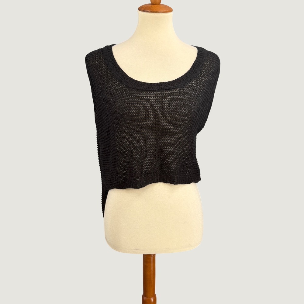 UNIQ Black Open Knit Sweater Vest Cutout Back Cropped Hi Low Sleeveless Size S/M